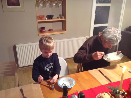 Ian playing with the cutlery (as always). 